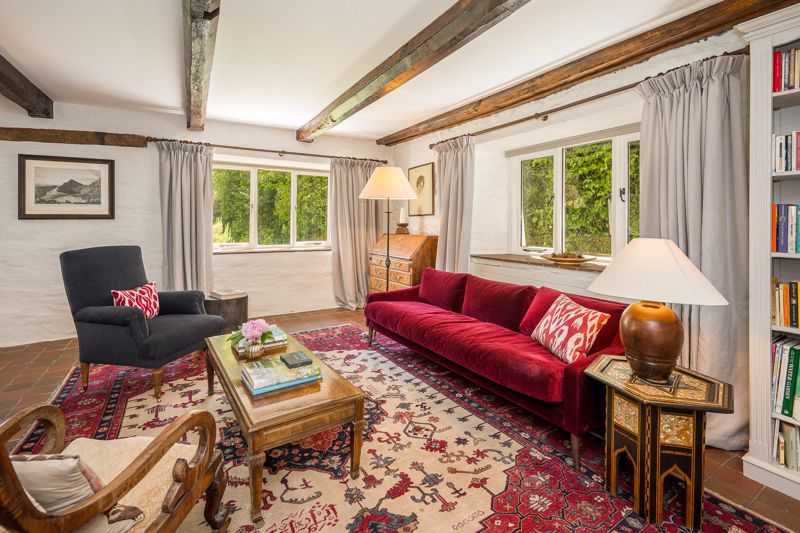 Drawing Room- click for photo gallery